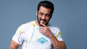 Salman Khan announces opening of Deira clothing store 